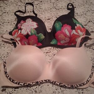 NWOT Victoria's Secret Push Up Bra Duo/34D